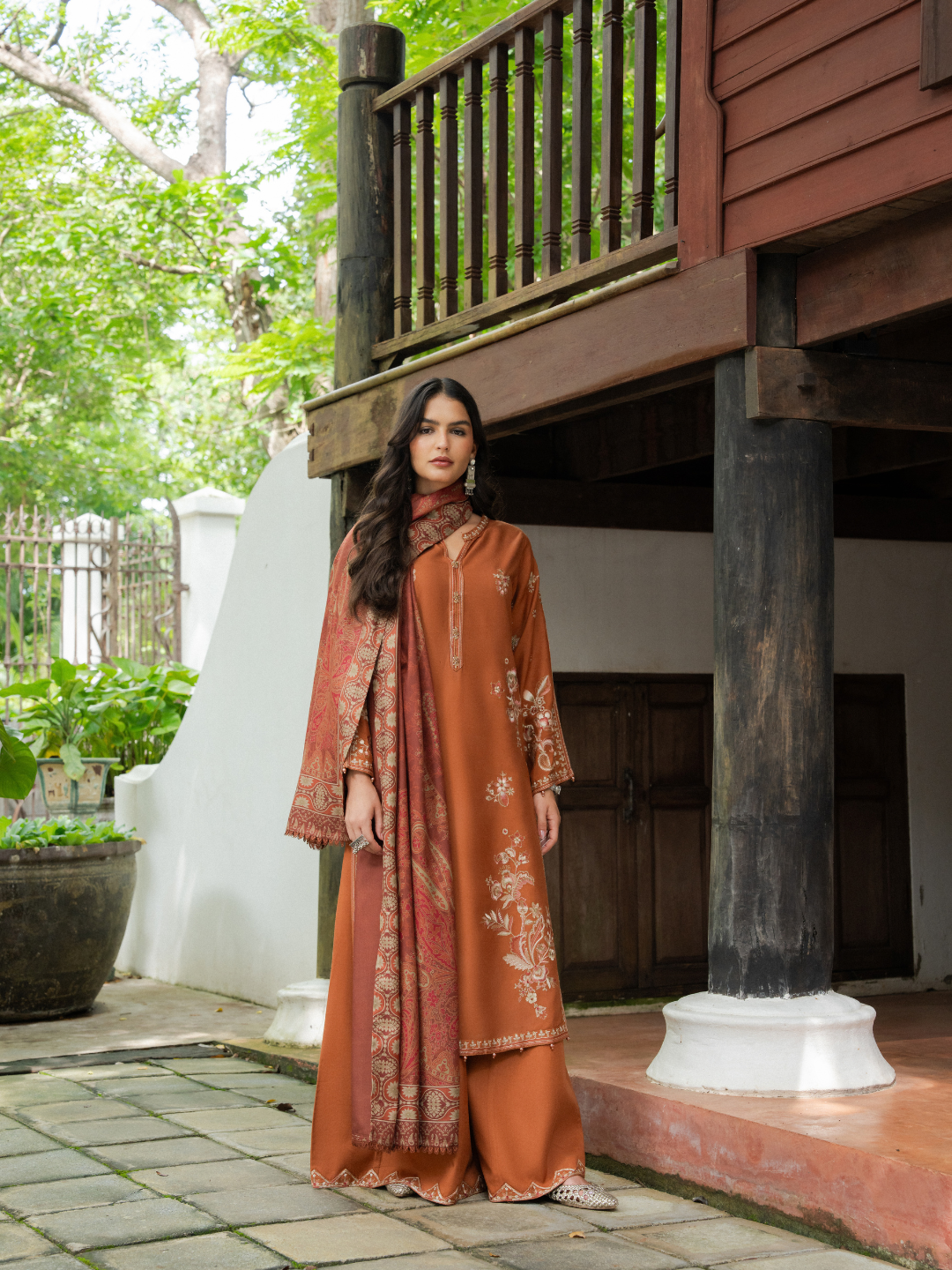 AL-1329 NAZNEEN