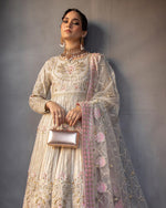 Load image into Gallery viewer, Aroosh - AR-57