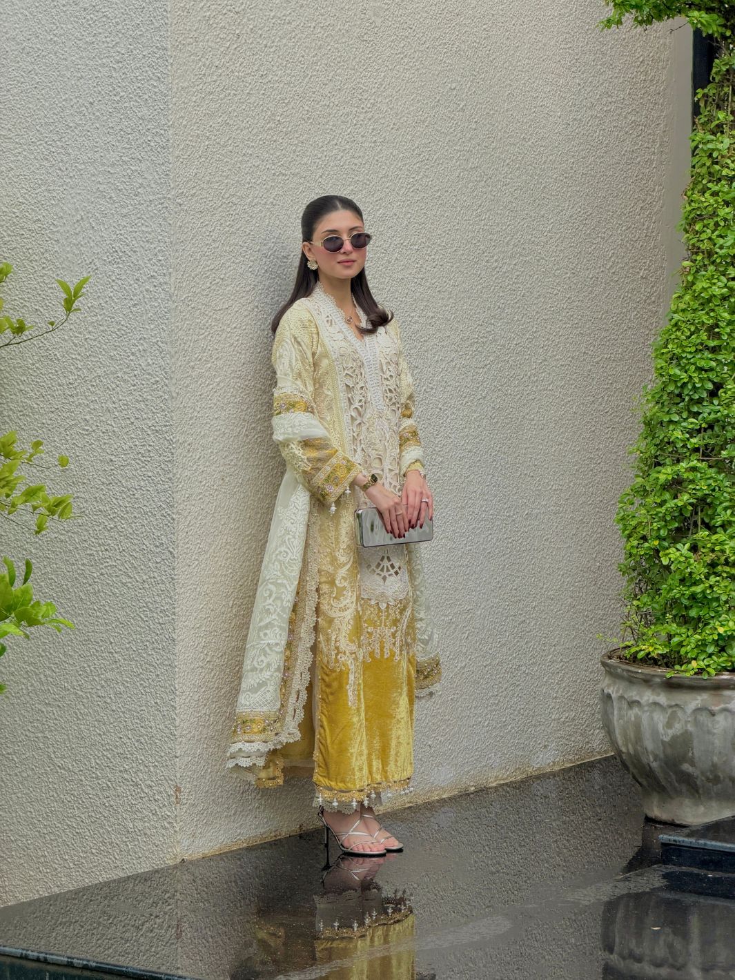 AL-3884 Yellow