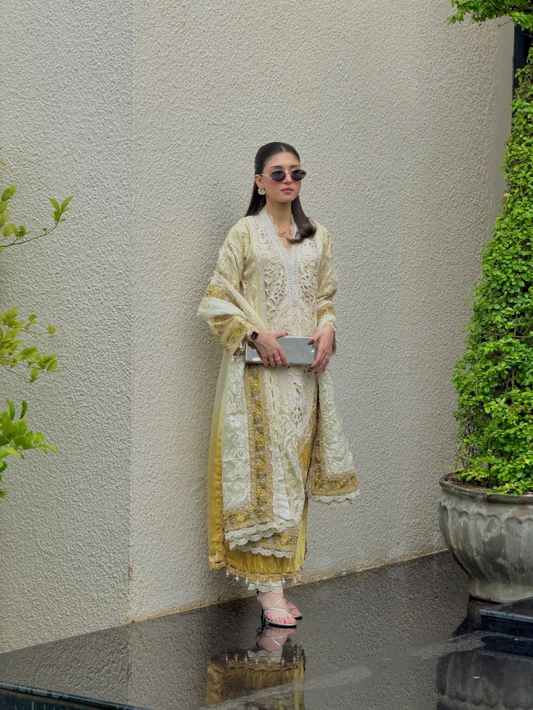 AL-3884 Yellow