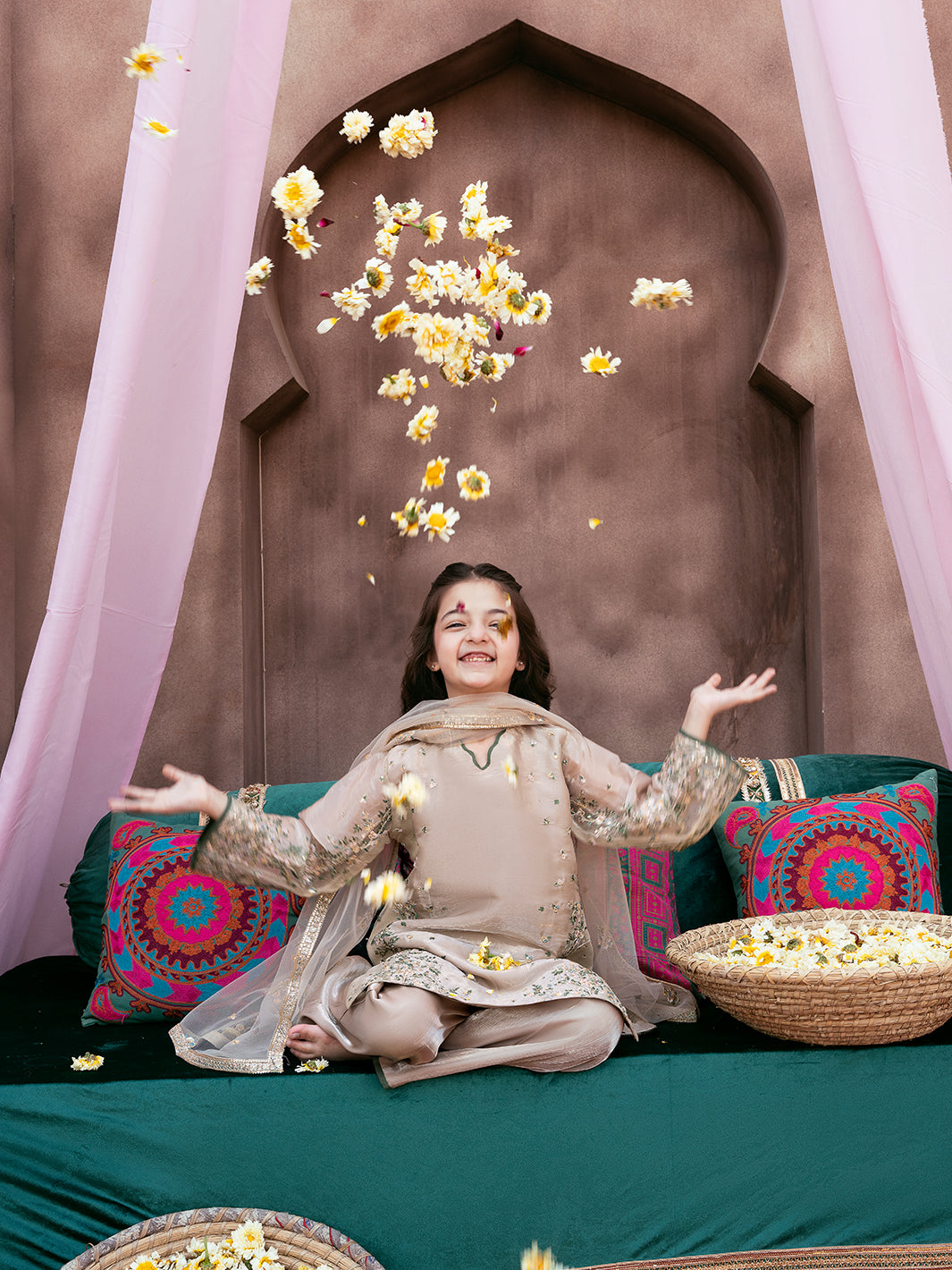 SUNEHRI VX-147 (kids)